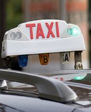 Taxi Sarzana Adrien image 6