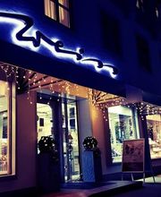 Weiss GmbH Uhren-Optik-Schmuck Bild 2