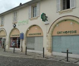 Pharmacie du Circuit image 4