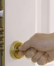 Puertas y Armarios Lis S.L imagen 2