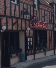 La Petite Folie image 2