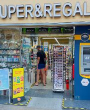 Luggage Storage Sagrada Familia - Radical Storage imagen 1