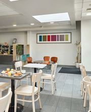 B&B HOTEL Paris Nord Aulnay-sous-Bois image 8