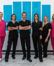Clinica-demtal-y-Estetica-Velez-1.jpeg