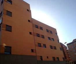 residencia-mayores-luz-fachada-ventanas-instalaciones-05.jpg