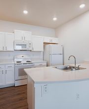 Verandas at Crestview Apartments image 12