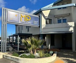 MP Stores image 13