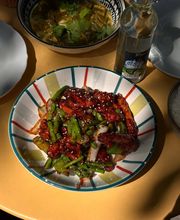 Aura Eatery. Asiatische Spezialitäten in der Kölner Südstadt.