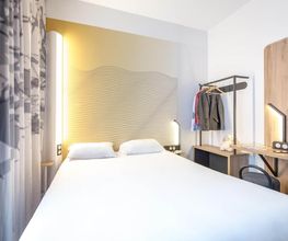 B&B HOTEL Sainte-Maxime Golfe de Saint-Tropez image 1