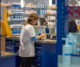 Reuss - Apotheke Bild 9