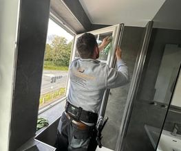 Loni Gebäudereinigung u. Service Bild 13