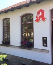 Aussenansicht der Apotheke Alte Schule
