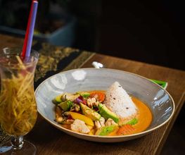 Authentisches thailändisches Curry im thailändischen Restaurant in Nürnberg