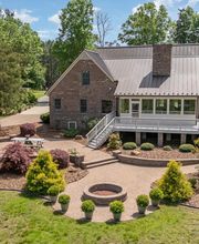 Center Towne Realtors image 20