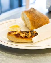 Sternen Grill + Sternen Grill Restaurant im oberen Stock. Bild 13