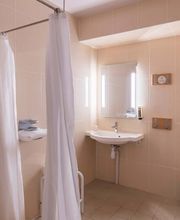 B&B HOTEL Troyes Saint-Parres-aux-Tertres image 14