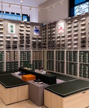 Lacoste Outlet Mac Arthur Glen Giverny image 1