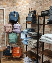 Tom's Corner image 4