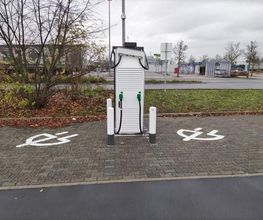 Shell Recharge Charging Station Bild 1