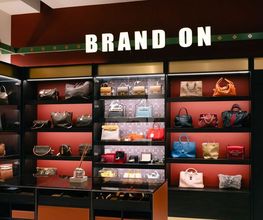 Brand on vintage immagine 5