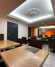 Le Petit Taillade image 9