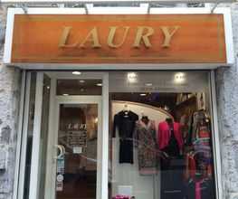 Laury Boutique image 10