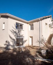 Facades Ardéchoises image 12