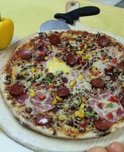 Louis Pizzas image 4