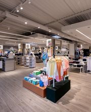 Lacoste Outlet Mac Arthur Glen Troyes image 6