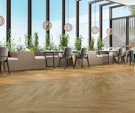 SUELO DE ROBLE ELEGANCE (1 LAMA).
OAK ELEGANCE FLOORING (1-STRIP) 