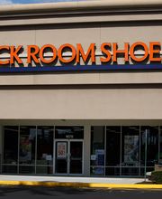 Exterior Shot of Store/Building (Wide Shot)