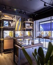 BREITLING BOUTIQUE CANNES image 7