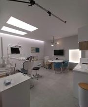 Clínica dental MAEX Pérez Varela imagen 10