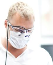 Zahnarzt Dr. med. dent. Hartmut Lingelbach Bild 11