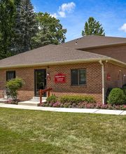 Whiteland West Apartments image 1