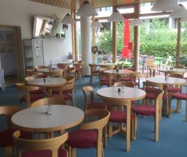 Cafe mit Herz Bild 1