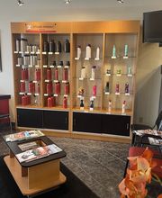 Fantastic Sams Cut & Color image 6