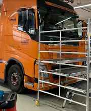 Frontscheibenwechsel am LKW