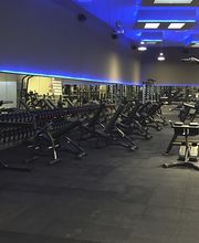 Gimnasio VivaGym Embajadores imagen 2