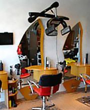 tonnys-hair-interior-02.jpg