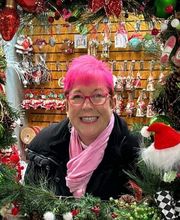 Join us in wishing Pinky, one of our valued Dental Assistants, a very happy birthday!