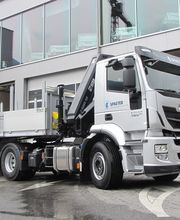 Mayer AG Garage,Carrosserie,Anhänger,Fahrzeugbau Bild 8