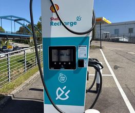 Shell Recharge Charging Station Bild 1