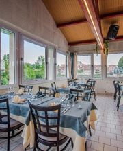 Le Bateau Lavoir image 6