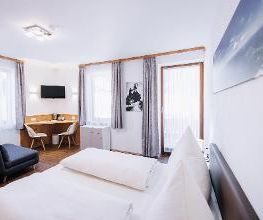 Pension Bavaria Mittenwald Bild 19