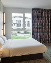 B&B HOTEL Versailles Rocquencourt image 12