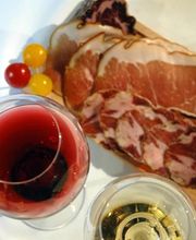 Entre METS ET VINS image 13