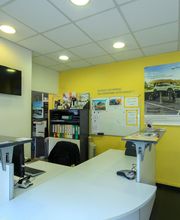 Renault Garage Charlemagne Agent image 16