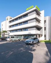 B&B HOTEL Pau Zénith image 11