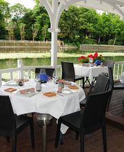 Le Pavillon Bleu image 1